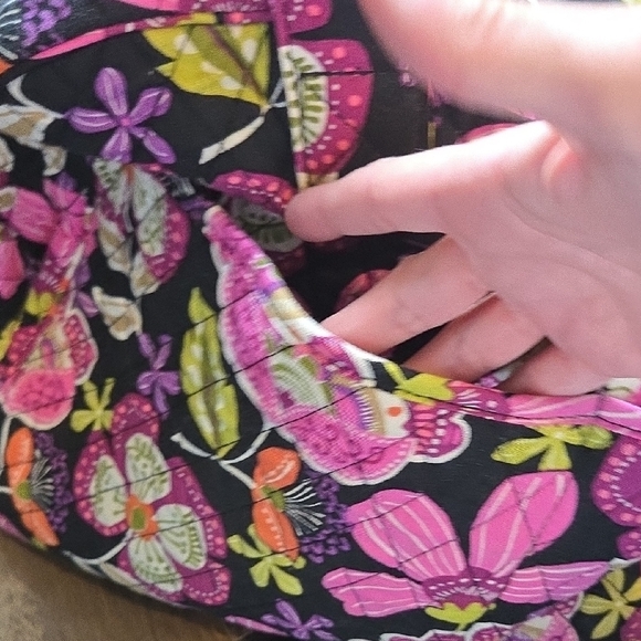 Vera Bradley Weekender Travel Bag, GUC, Travel Chic, Colorful Vibrant Bag - Picture 9 of 14